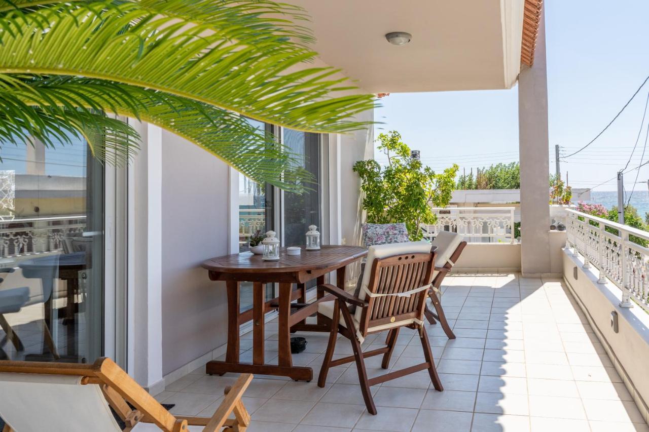Yoga Euphoria Seaside Apartment Луца Экстерьер фото